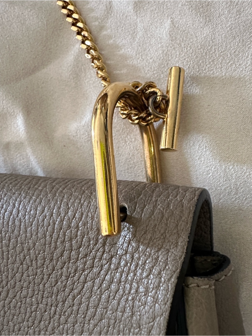 Chloe Grained Lambskin Drew Shoulder Bag Motty Grey Gold chain and pin w/ CoA - Picture 9 of 13